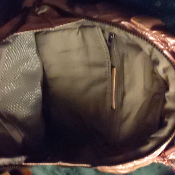 NWT - Metallic Pink - Urban Expressions - high shine quilted Puffer Backpack - Picture 11 of 16